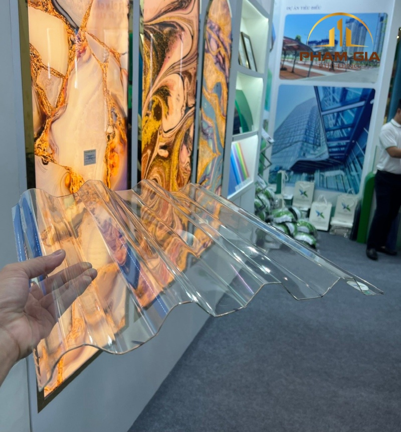 Tấm Polycarbonate sóng
